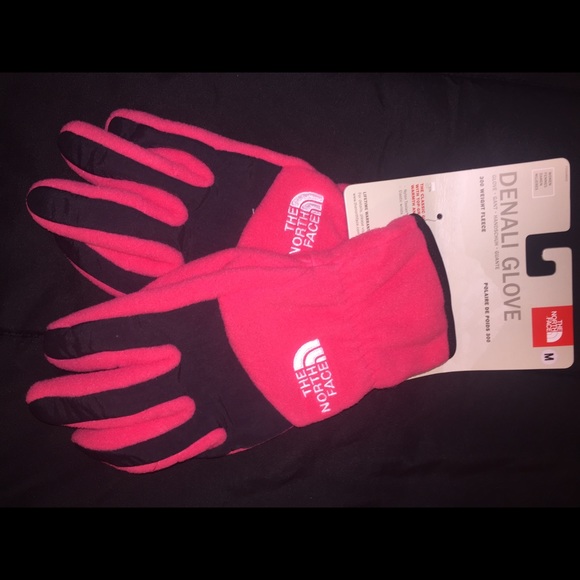 pink north face gloves